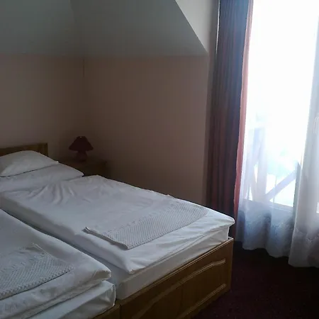 Gyoergyey Kastely Panzio Es Etterem 4* Tápiógyörgye