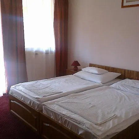 Guest house Gyoergyey Kastely Panzio Es Etterem