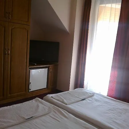 Gyoergyey Kastely Panzio Es Etterem 4* Tápiógyörgye
