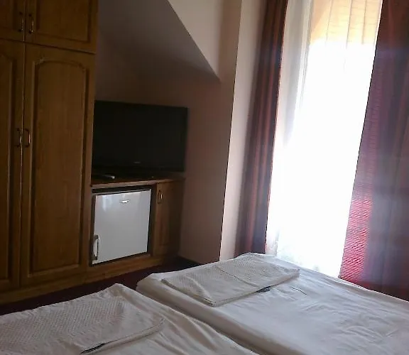 Gyoergyey Kastely Panzio Es Etterem 4* Tapiogyorgye